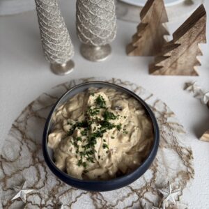 HUISBEREIDE VOL AU VENT VAN PARELHOEN PER KG